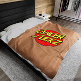 Cruz Plush Blanket