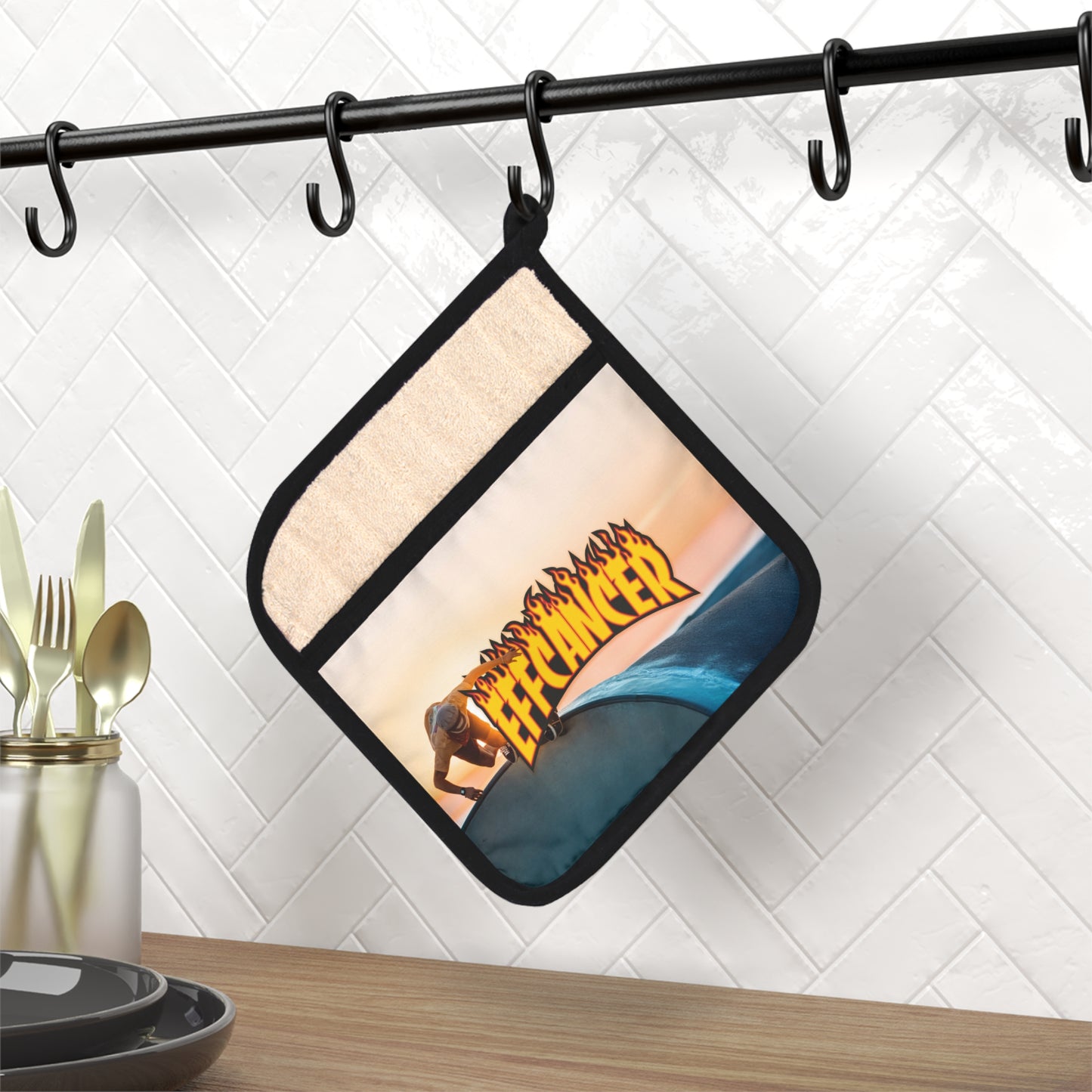 Thrashed Pot Holder